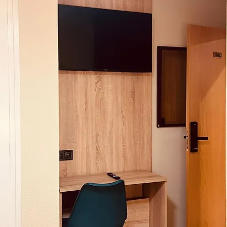 Alain Hotel Silla