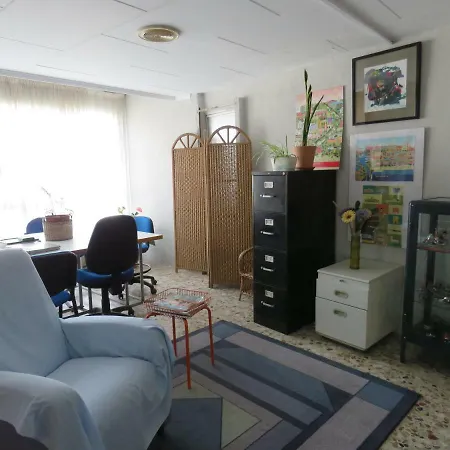 Alain Hotel 2*
